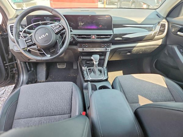 2025 KIA SELTOS S, X-Line