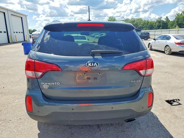 2015 KIA SORENTO GLS