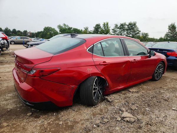 2025 TOYOTA CAMRY