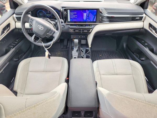 2025 TOYOTA CAMRY