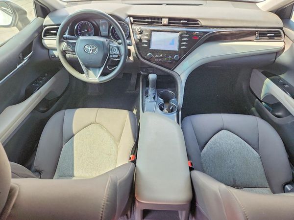 2019 TOYOTA CAMRY