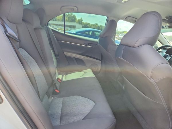2019 TOYOTA CAMRY