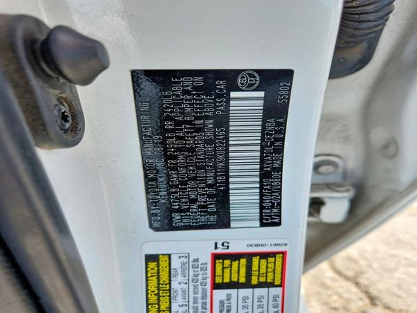 2019 TOYOTA CAMRY