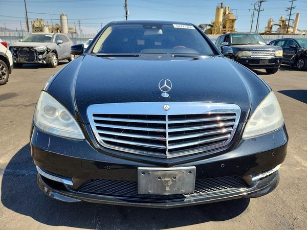 2013 MERCEDES-BENZ S S550