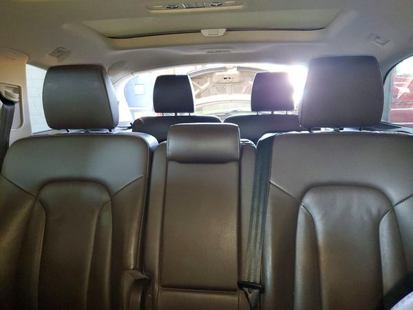 2012 AUDI Q7