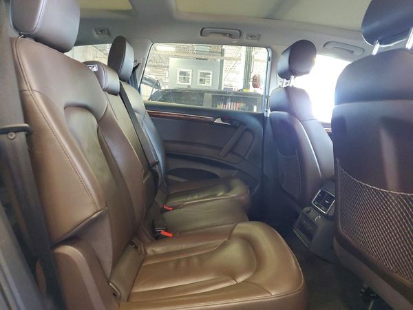 2012 AUDI Q7