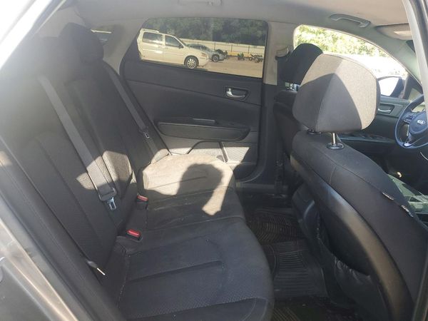 2016 KIA OPTIMA GL