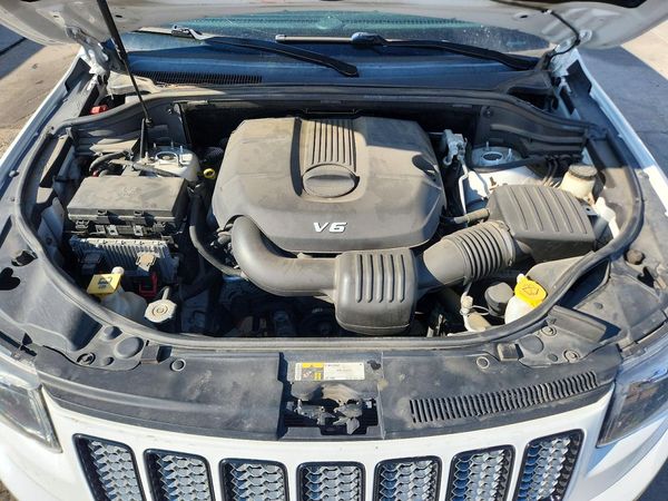 2015 JEEP GRAND CHEROKEE LAREDO 4X4