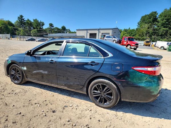 2016 TOYOTA CAMRY