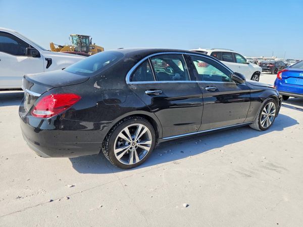 2018 MERCEDES-BENZ C C300