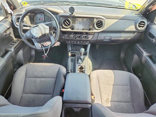 2018 TOYOTA TACOMA