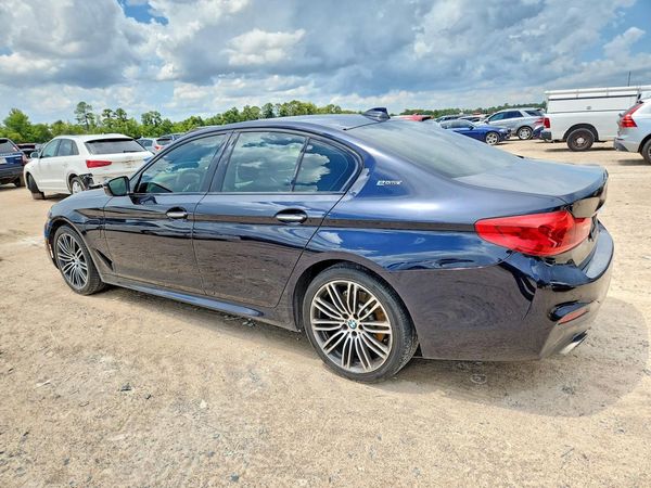 2018 BMW 530E