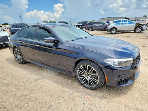 2018 BMW 530E