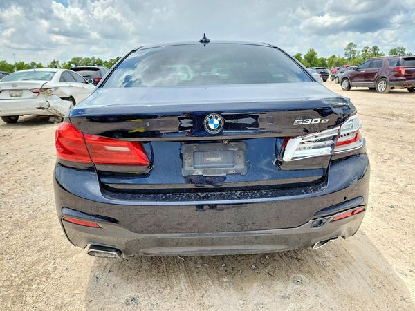 2018 BMW 530E