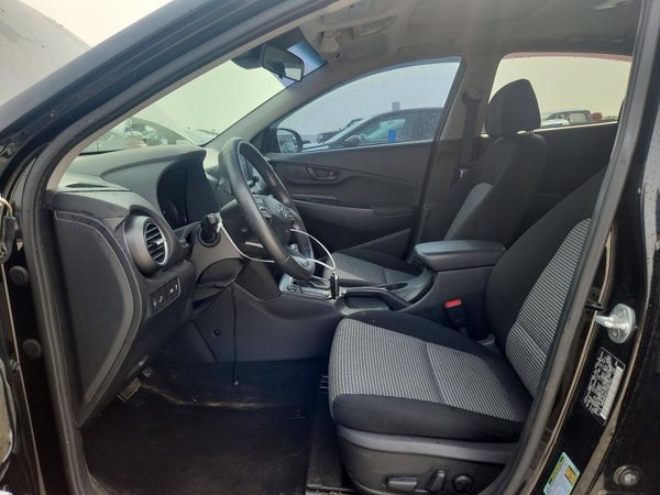 2018 HYUNDAI KONA SEL with Tech Pkg