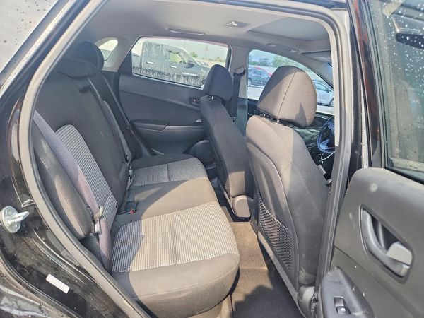 2018 HYUNDAI KONA SEL with Tech Pkg