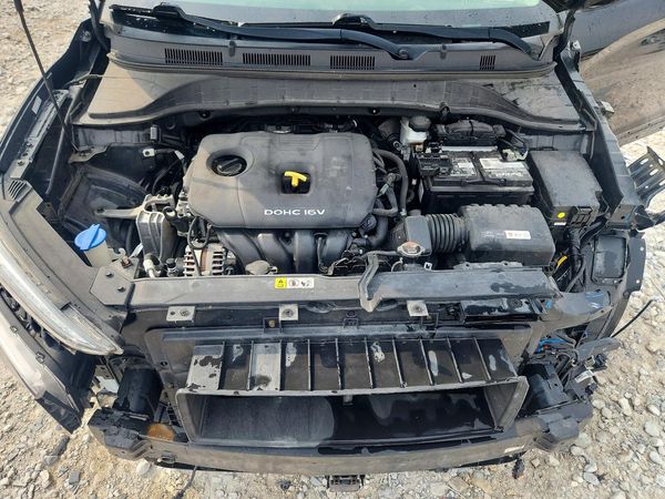 2018 HYUNDAI KONA SEL with Tech Pkg