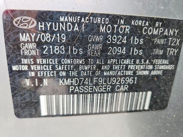 2020 HYUNDAI ELANTRA SE