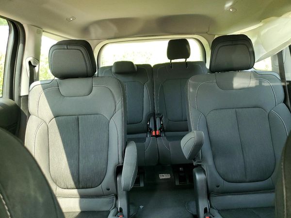 2021 JEEP GRAND CHEROKEE L LAREDO 4X4