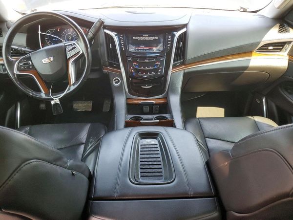 2019 CADILLAC ESCALADE