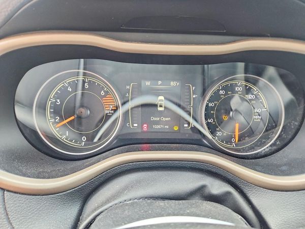 2017 JEEP CHEROKEE SPORT FWD