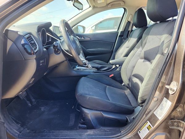 2016 MAZDA 3 Sport/GX