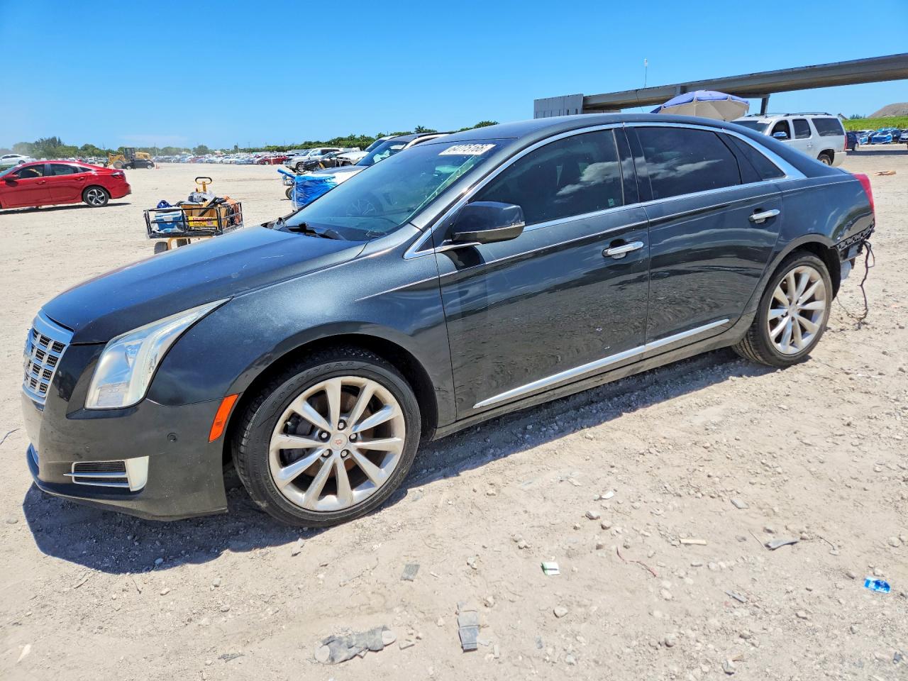 2014 CADILLAC XTS Luxury