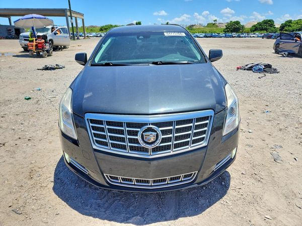 2014 CADILLAC XTS Luxury