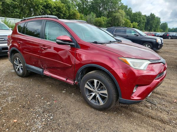 2018 TOYOTA RAV4 Adventure/XLE