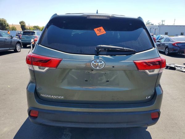 2019 TOYOTA HIGHLANDER LE/LE Plus