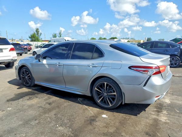 2019 TOYOTA CAMRY XSE