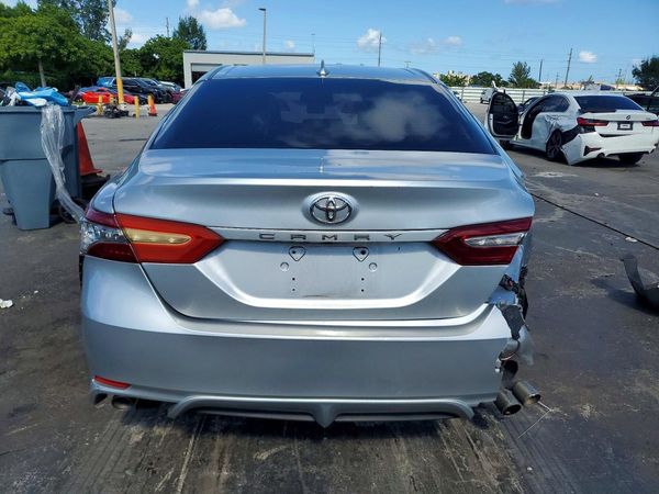 2019 TOYOTA CAMRY XSE