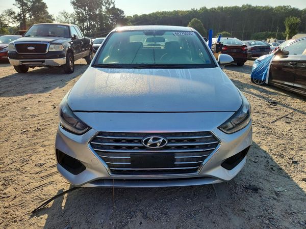 2019 HYUNDAI ACCENT SE and SEL
