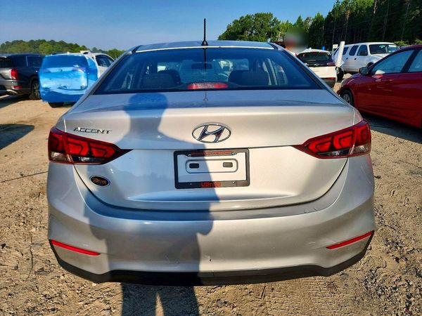 2019 HYUNDAI ACCENT SE and SEL