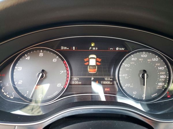 2013 AUDI S6 w/ Innovation Pkg