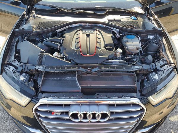 2013 AUDI S6 w/ Innovation Pkg