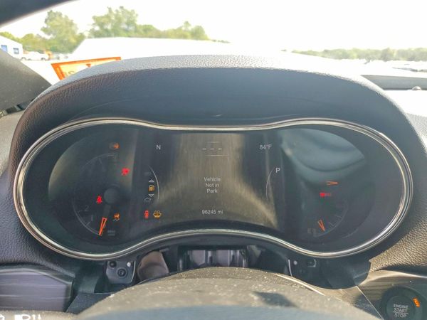 2019 JEEP GRAND CHEROKEE Laredo