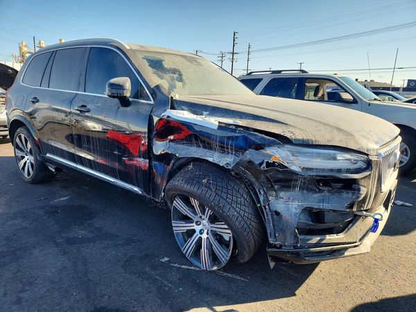 2024 VOLVO XC90