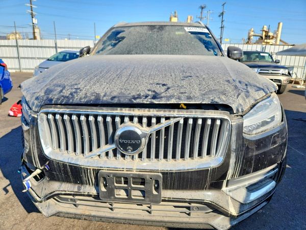 2024 VOLVO XC90