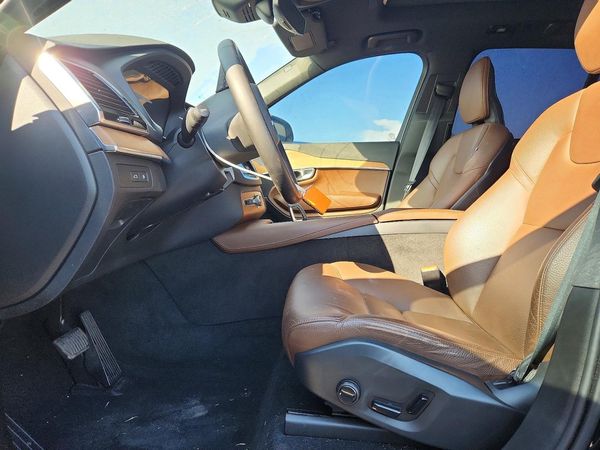 2024 VOLVO XC90