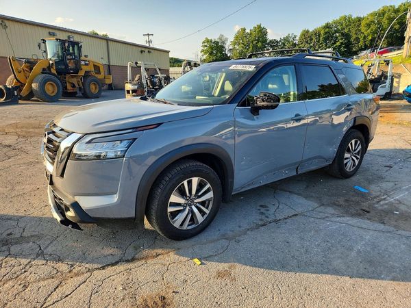 2022 NISSAN PATHFINDER
