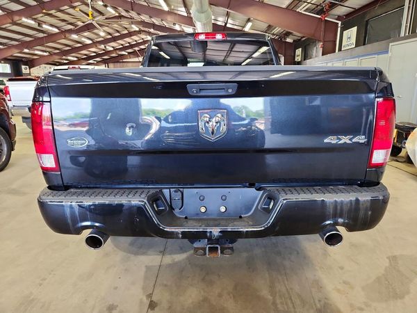 2018 RAM 1500 ST QUAD CAB 4X4