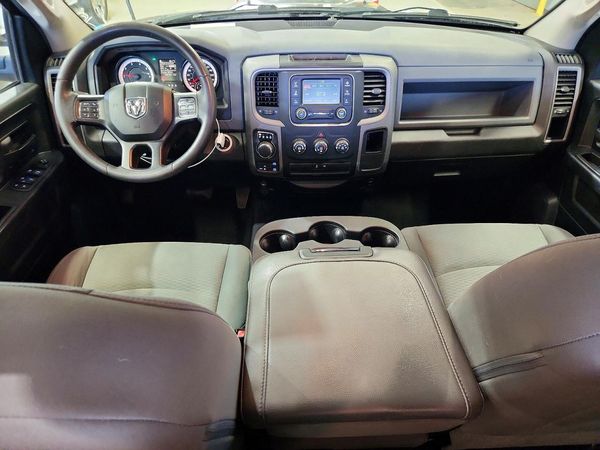 2018 RAM 1500 ST QUAD CAB 4X4