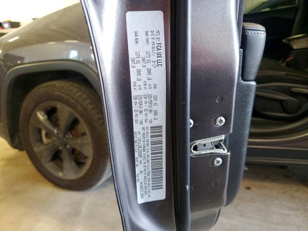 2018 JEEP CHEROKEE LATITUDE FWD