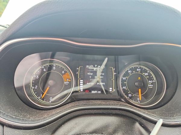 2020 JEEP CHEROKEE LATITUDE PLUS 4X4