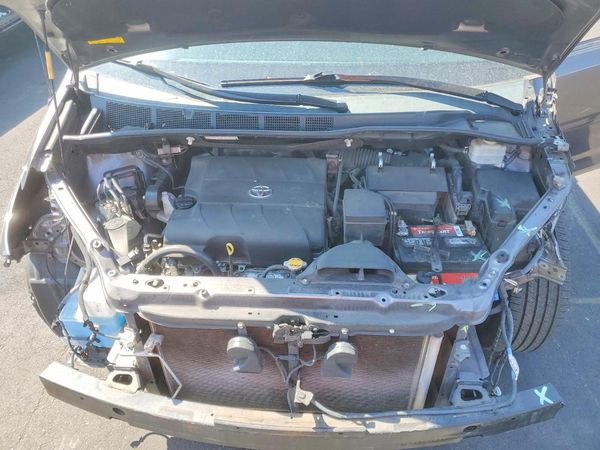 2014 TOYOTA SIENNA