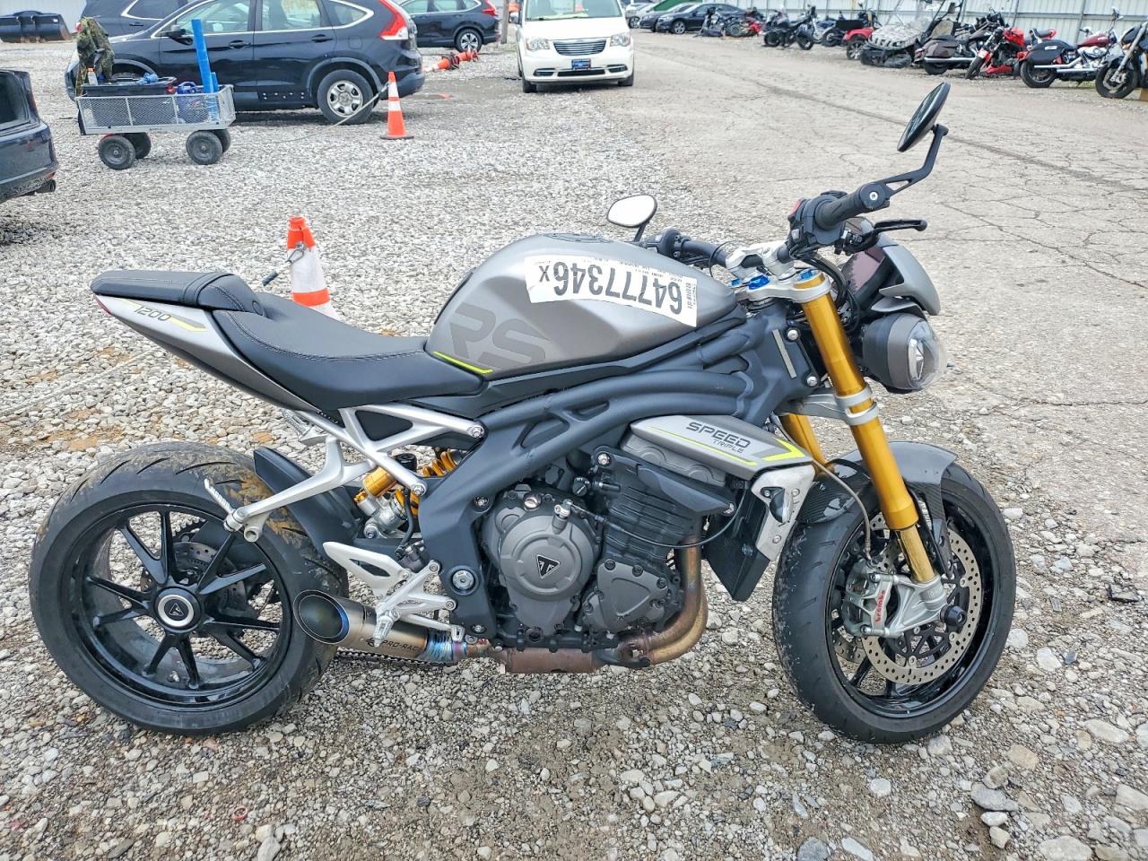 2022 TRIUMPH MOTORCYCLE SPEEDTRIPL