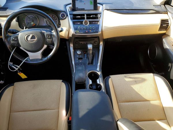 2016 LEXUS NX 300h Luxury
