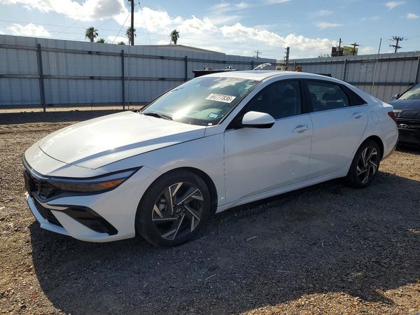 2024 HYUNDAI ELANTRA SEL w/ Convenience Pkg