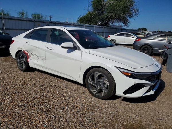 2024 HYUNDAI ELANTRA SEL w/ Convenience Pkg